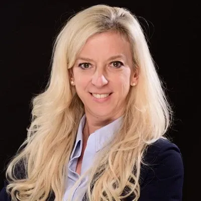 Portraitfoto - Gyöngyi Moslener